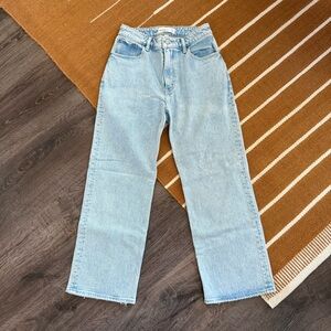 Abercrombie The 90s Relaxed Jean High Rise Denim